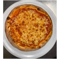 Kinderpizza 26cm. Tomatensaus, kaas